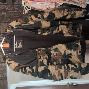 Urban pipeline Sherpa camo jacket